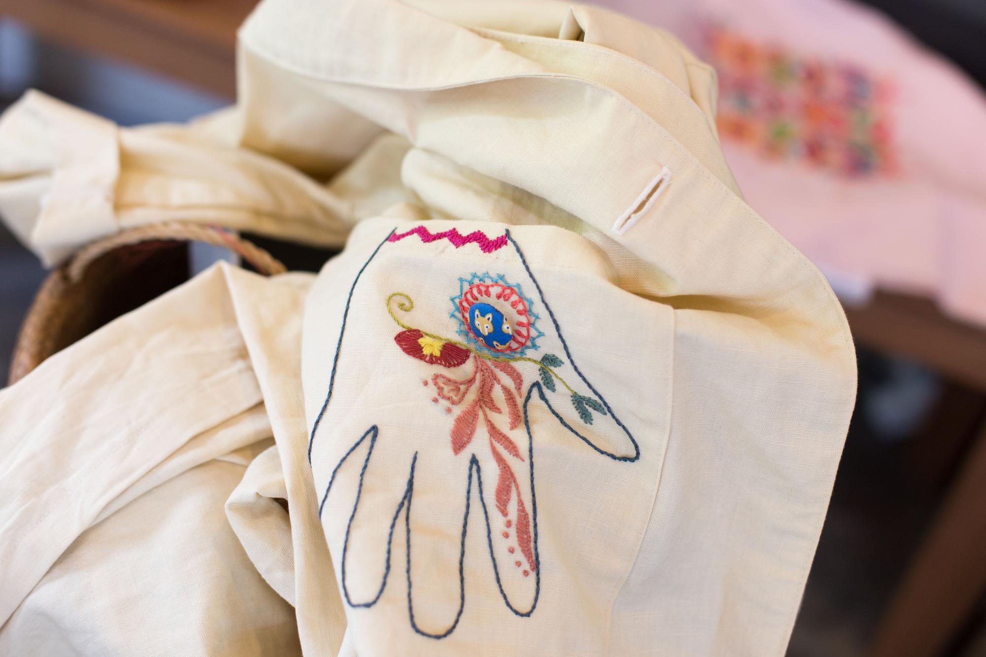 Embroidered linen tote detail